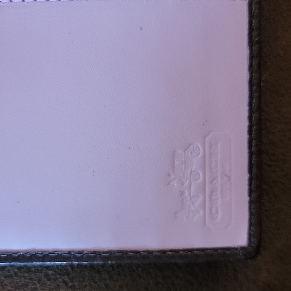 Coach Slim Wallet - Picture 7 of 7